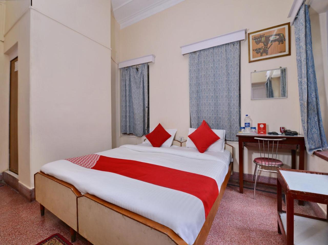 Oyo 10826 Sona Guest House Kolkata Bagian luar foto