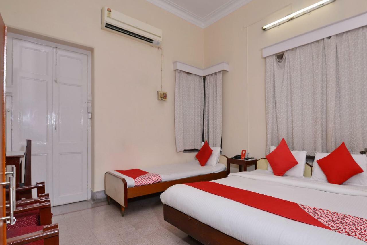 Oyo 10826 Sona Guest House Kolkata Bagian luar foto